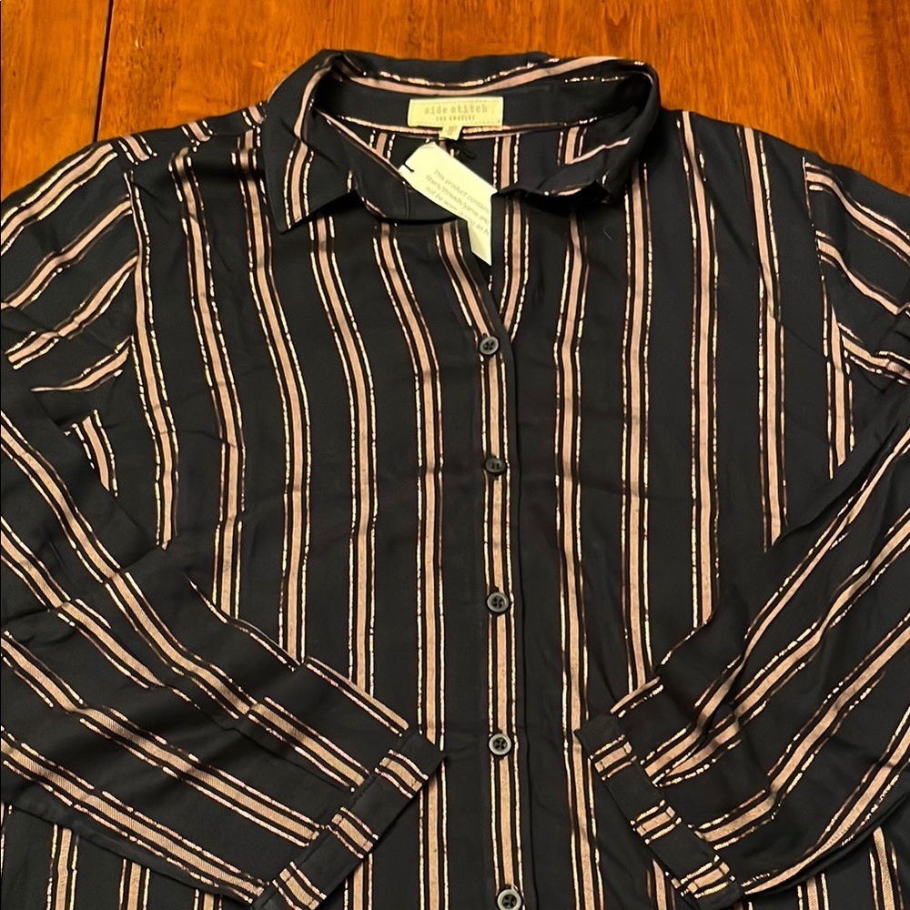 Side Stitch Los Angeles Striped Button-Up Shirt Medium